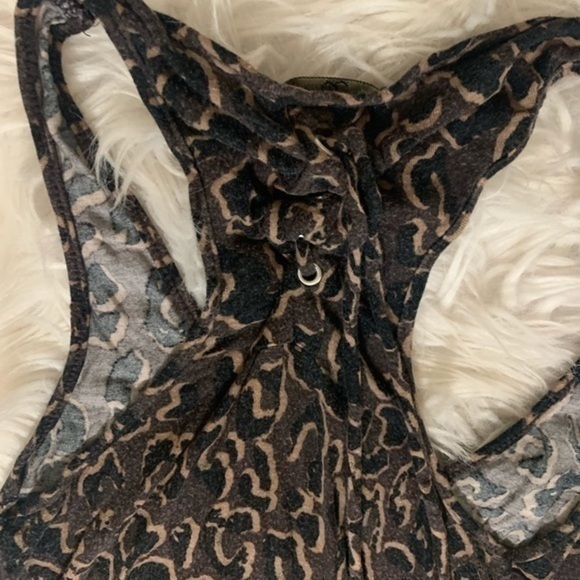 GUESS Brown Animal Print Tank Top Size Small - Picture 6 of 6